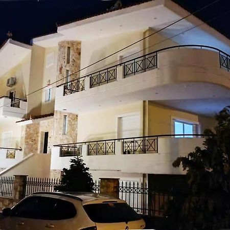 Eva'S Villas 2室温馨庭院拥有私家停车位 Glyka Nera 外观 照片